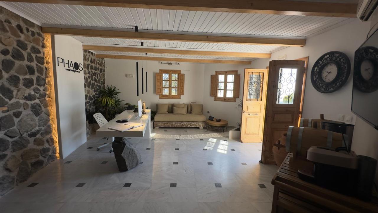 Phaos Santorini Suites Imerovigli  Dış mekan fotoğraf