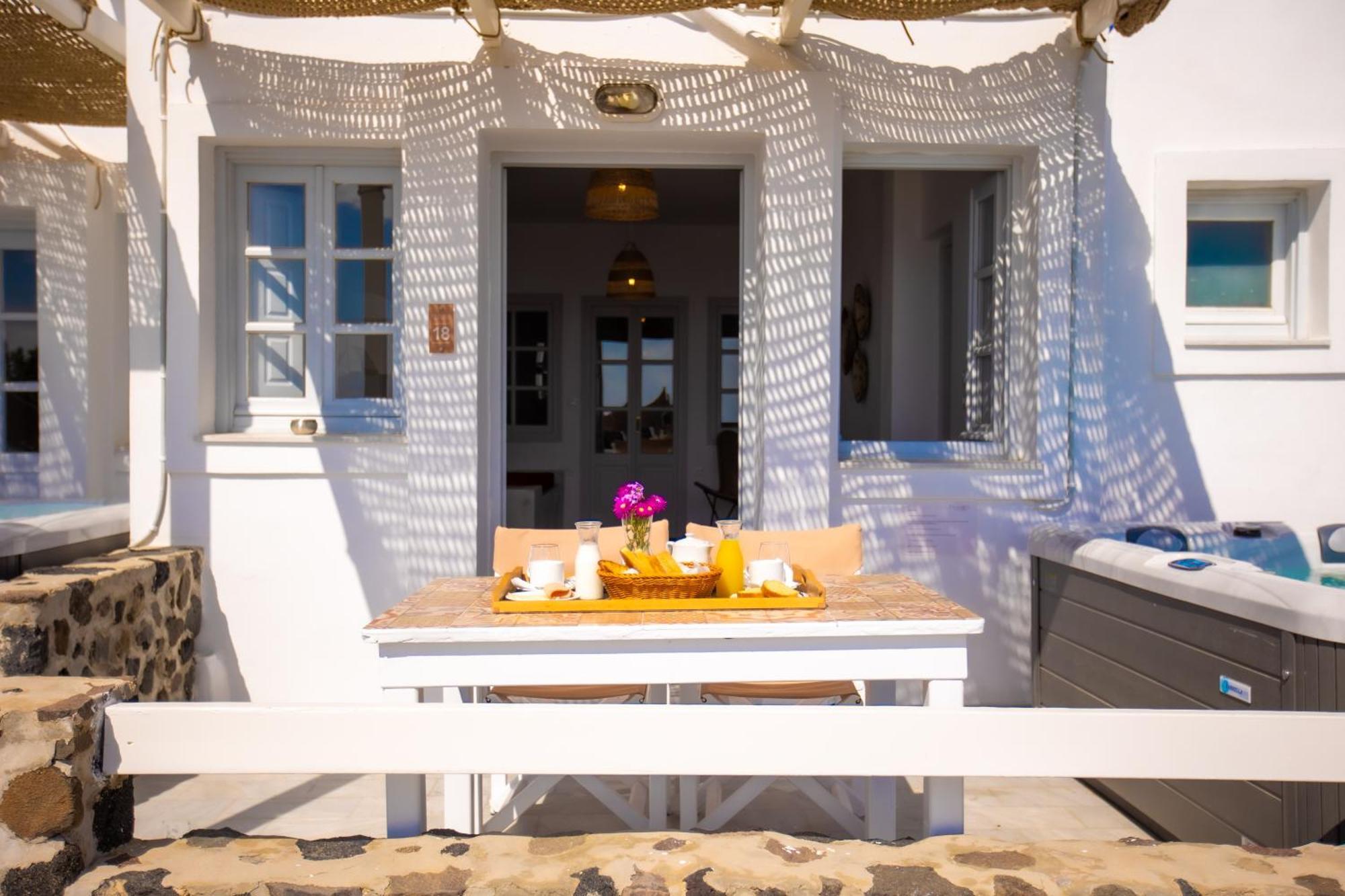 Phaos Santorini Suites Imerovigli  Dış mekan fotoğraf