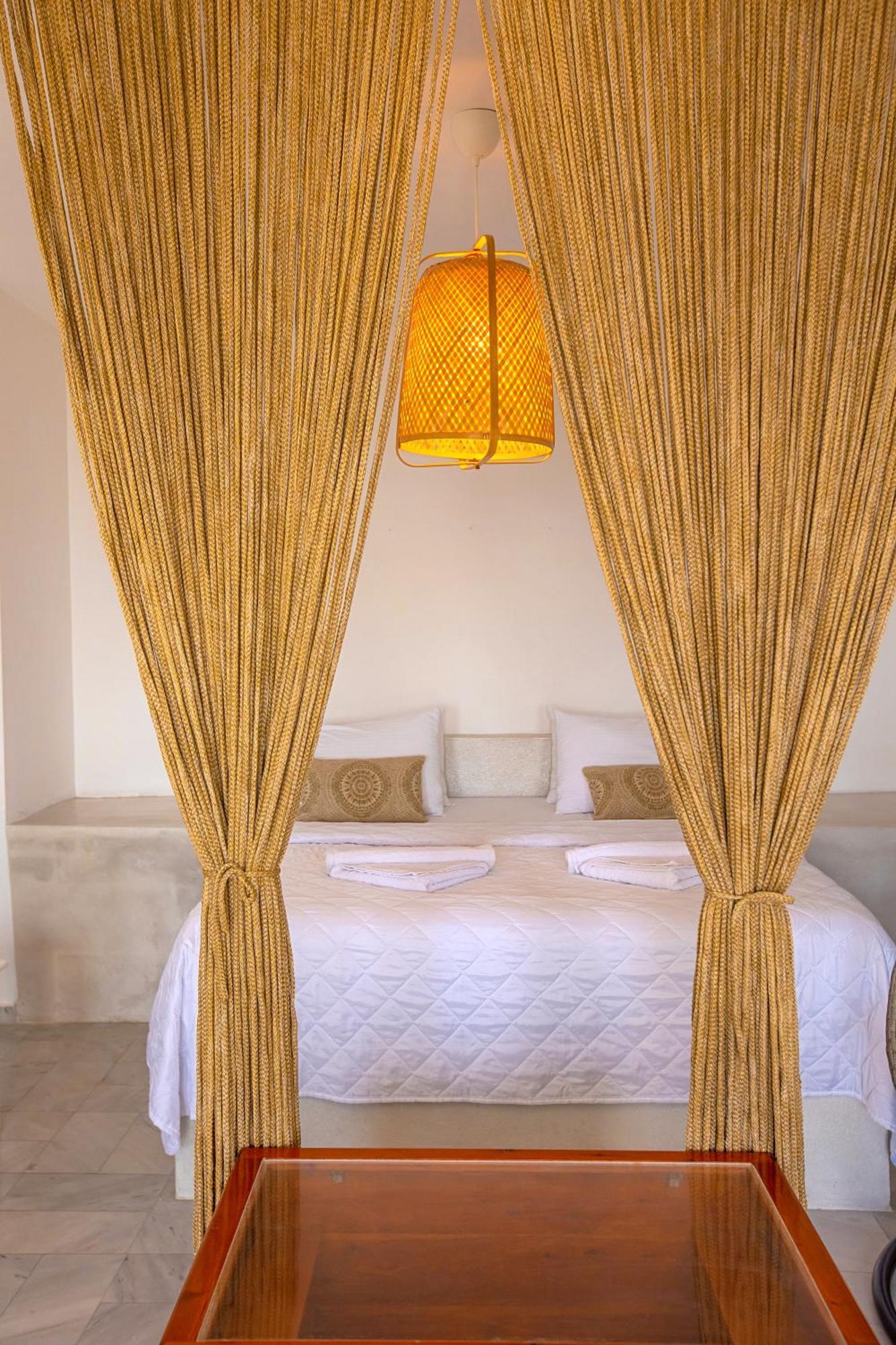 Phaos Santorini Suites Imerovigli  Dış mekan fotoğraf